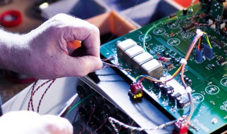 ABSwiringcloseupabstract